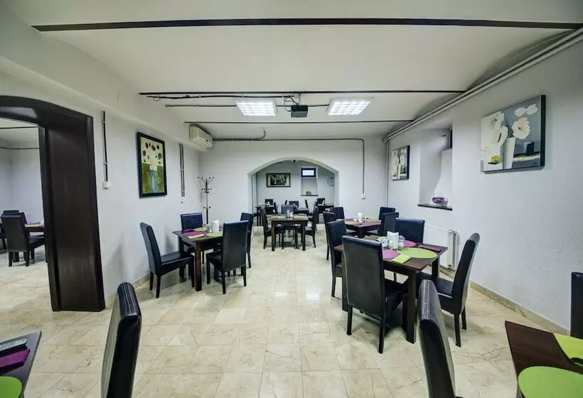 Atrium Hotel Ateneu City Center