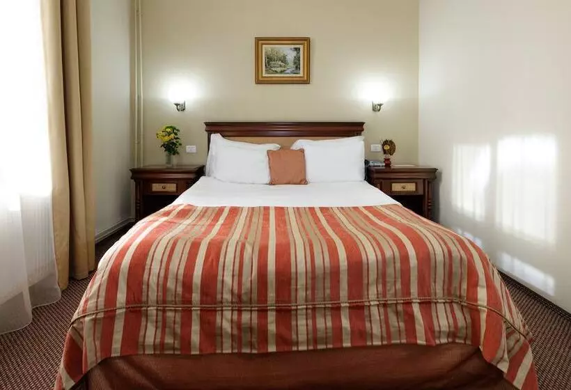 Atrium Hotel Ateneu City Center