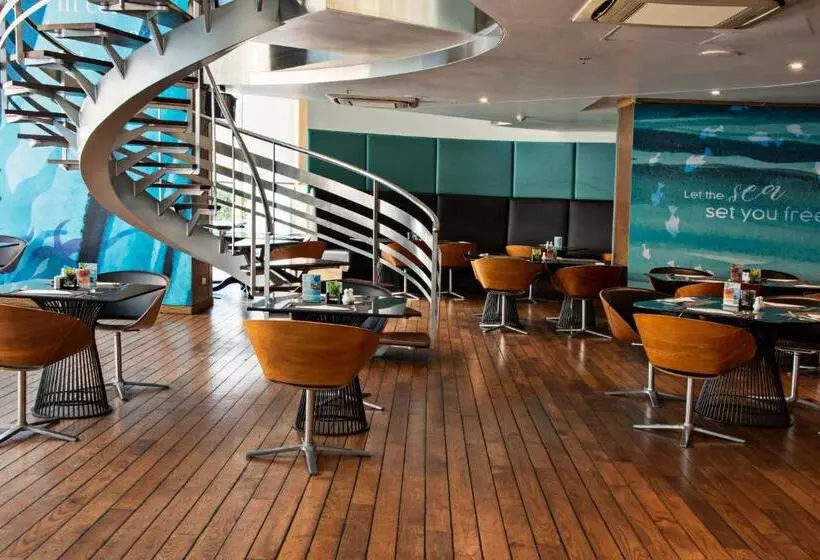 فندق Baraquda Heeton Pattaya By Compass Hospitality