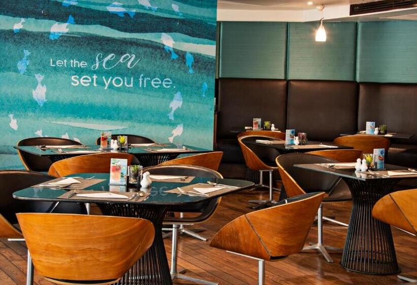 فندق Baraquda Heeton Pattaya By Compass Hospitality