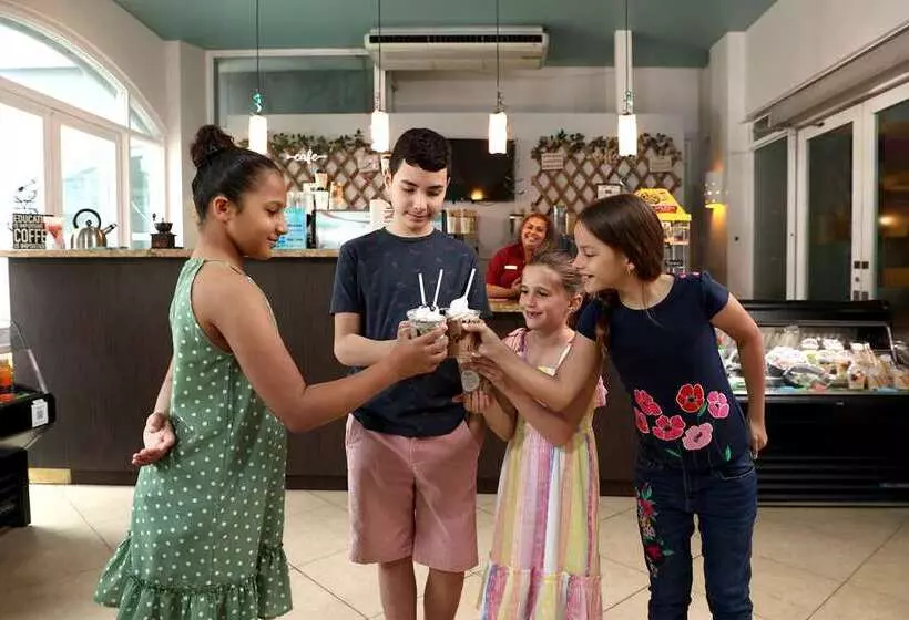 هتل Embassy Suites By Hilton Dorado Del Mar Beach Resort