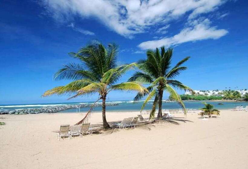 هتل Embassy Suites By Hilton Dorado Del Mar Beach Resort