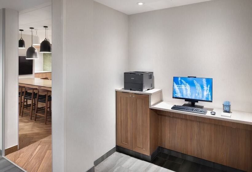 호텔 Fairfield Inn & Suites By Marriott West Kelowna