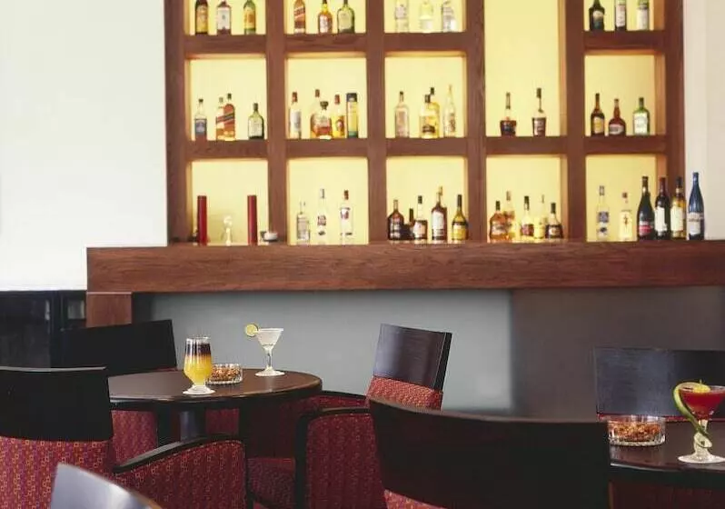 Otel Fiesta Inn Express Ciudad Obregón