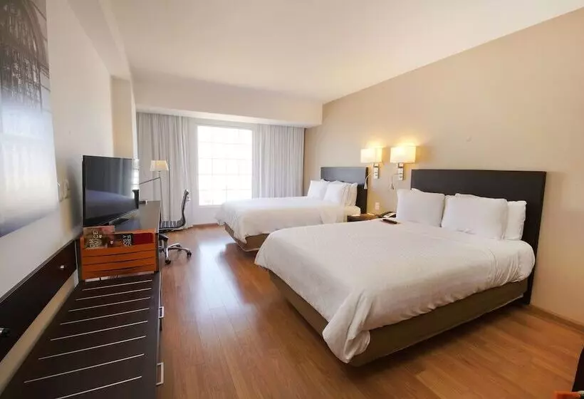 Otel Fiesta Inn Express Ciudad Obregón