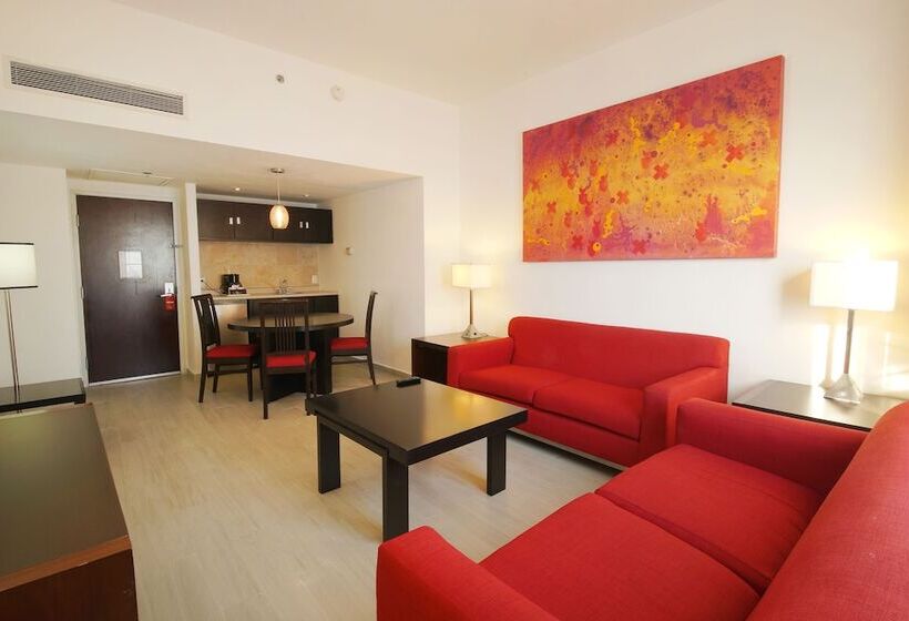 فندق Fiesta Inn Express Ciudad Obregón