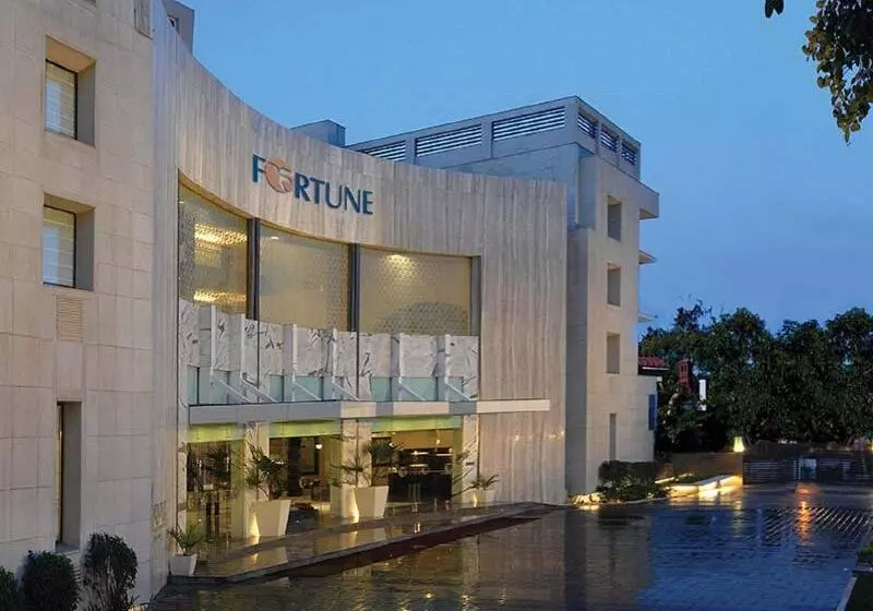 Fortune Sector 27, Noida   Member Itc Hotels  Group