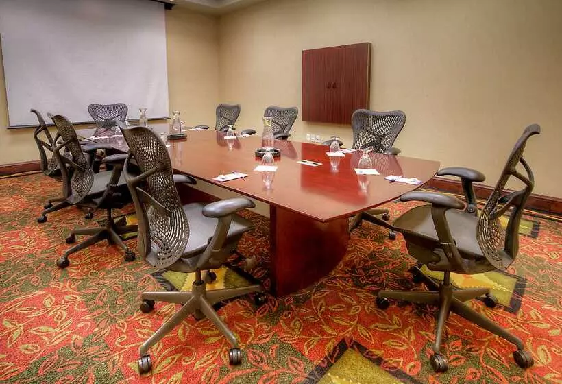 ホテル Hilton Garden Inn Great Falls