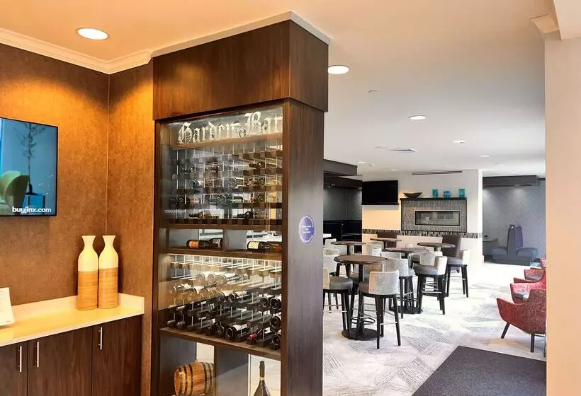 ホテル Hilton Garden Inn Great Falls