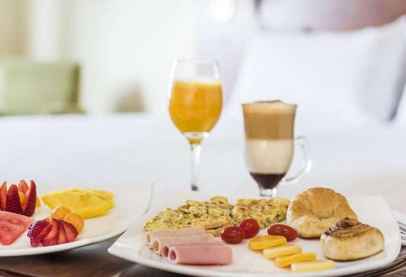 בית מלון כפרי Holiday Inn Express Quito, An Ihg