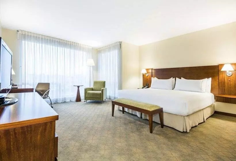ホテル Holiday Inn Express Quito, An Ihg