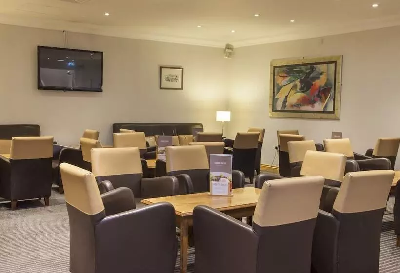 Отель Holiday Inn Leeds Wakefield M1 Jct40, An Ihg