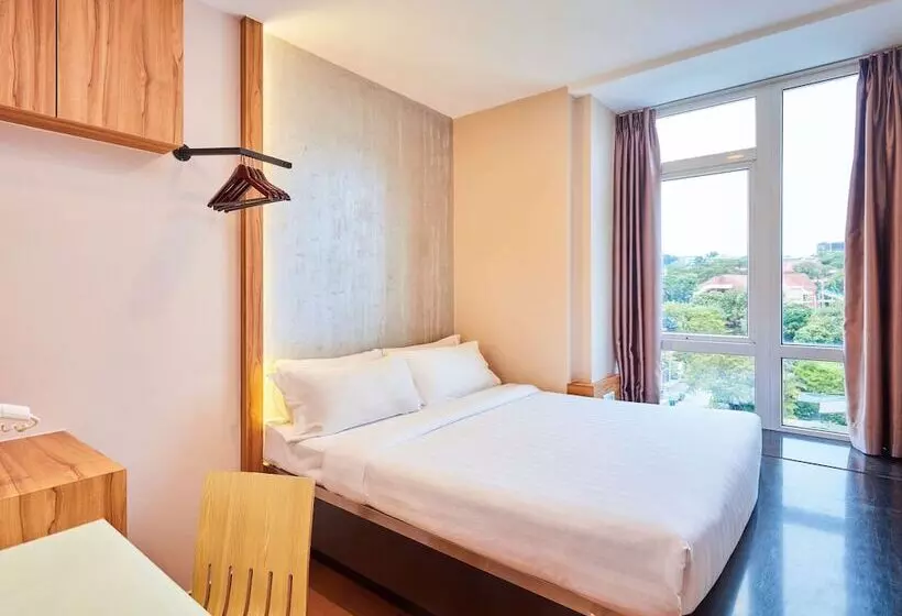 Hotel Ibis Budget Singapore West Coast