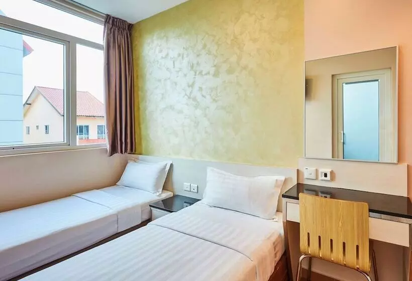 Hotel Ibis Budget Singapore West Coast