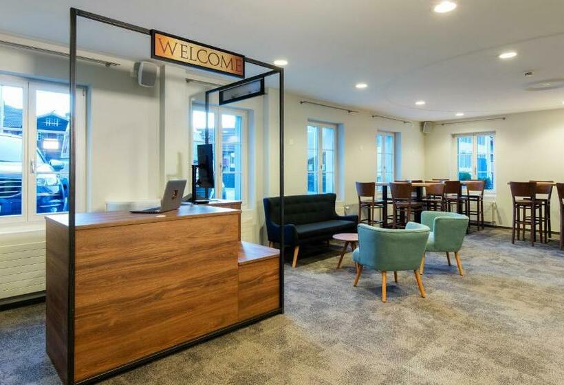 Hotel Kreuz By B Smart