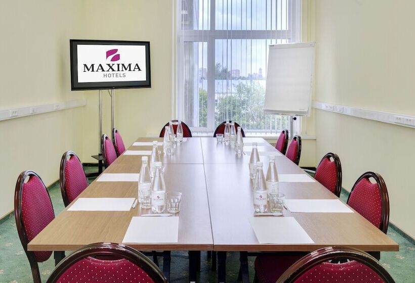 Отель Maxima Panorama