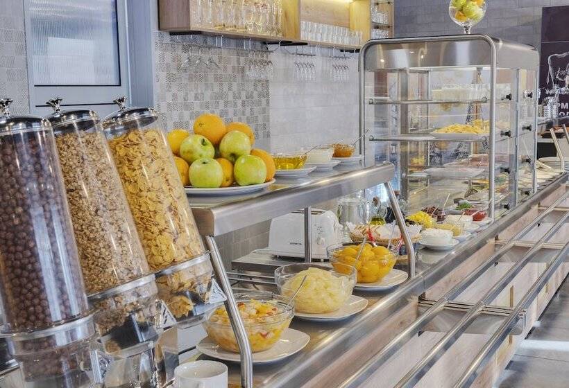 Отель Maxima Panorama