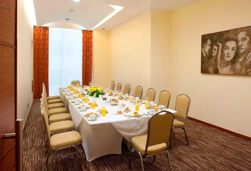 هتل Mexico City Marriott Reforma