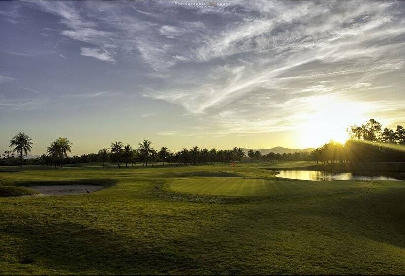فندق Mission Hills Phuket Golf Resort Sha Extra Plus