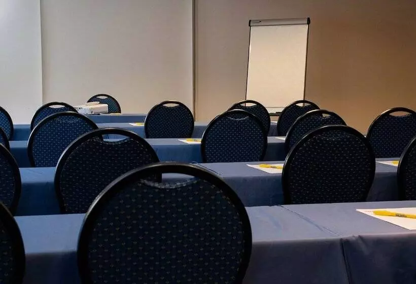 هتل Restaurant Stand Inn