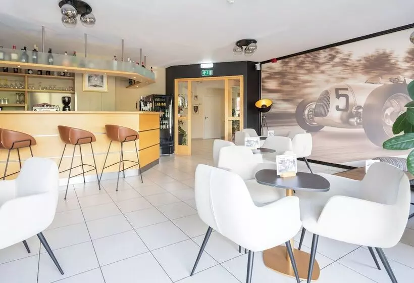 هتل Restaurant Stand Inn