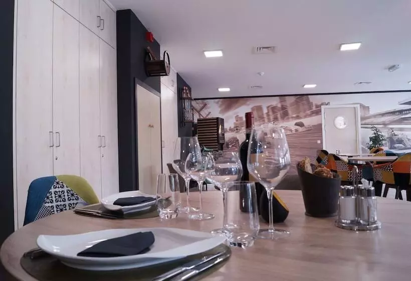 هتل Restaurant Stand Inn