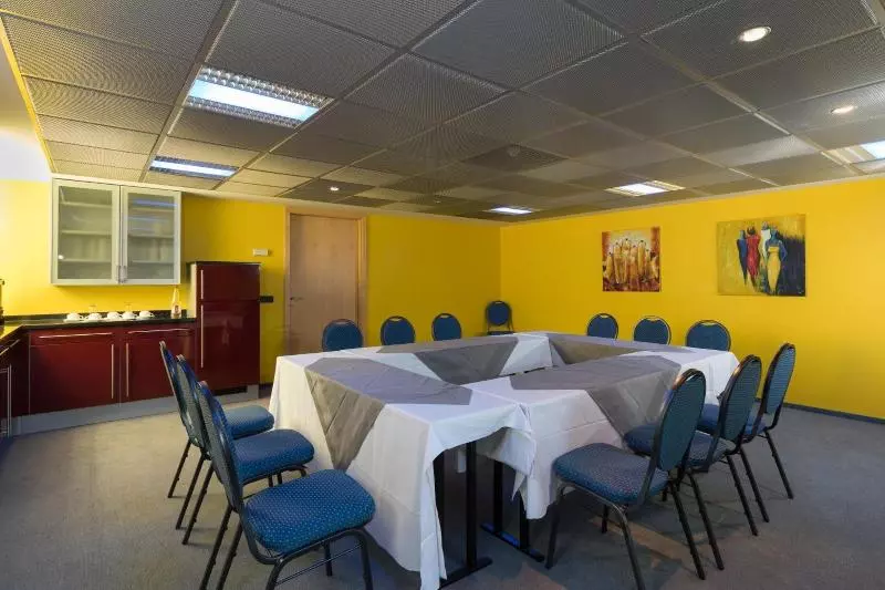 هتل Restaurant Stand Inn