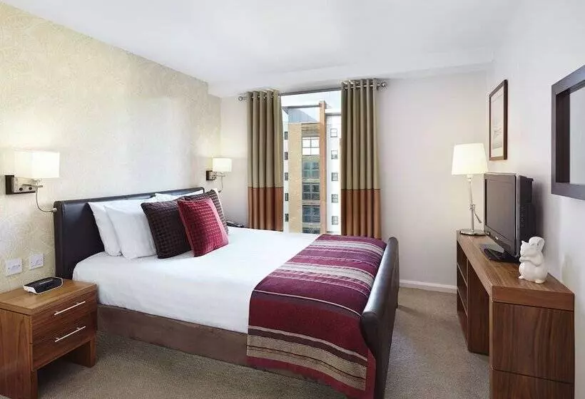 Отель Staybridge Suites Newcastle, An Ihg