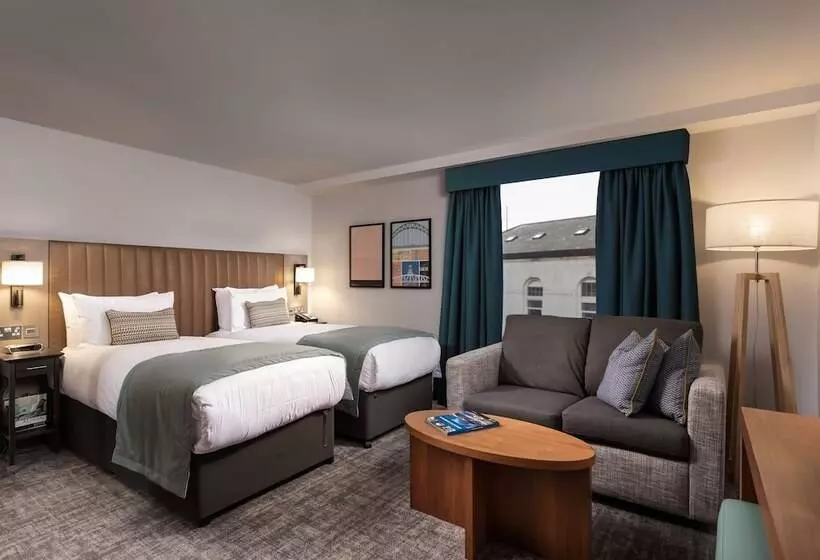 Отель Staybridge Suites Newcastle, An Ihg