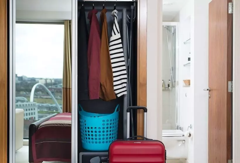 Отель Staybridge Suites Newcastle, An Ihg