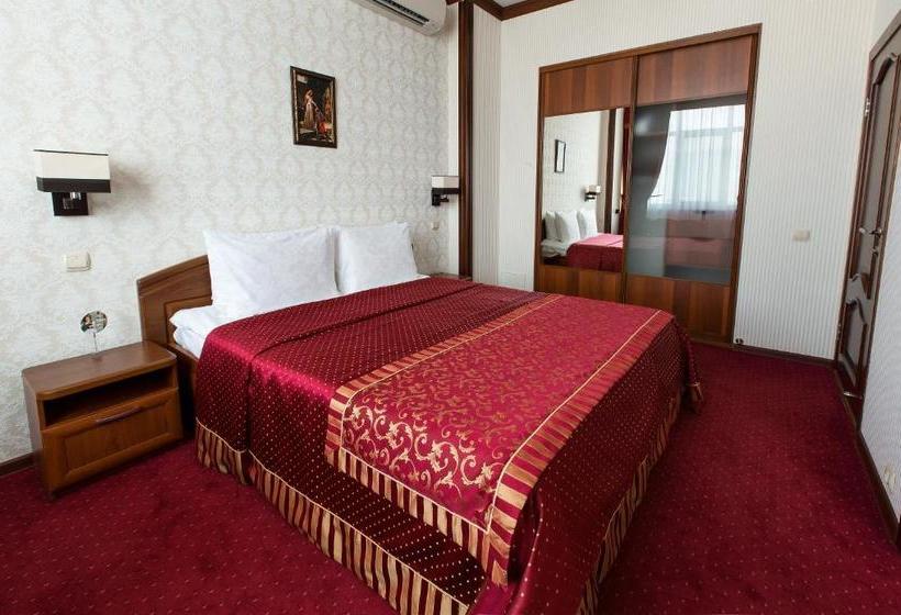 호텔 Tatarstan Business