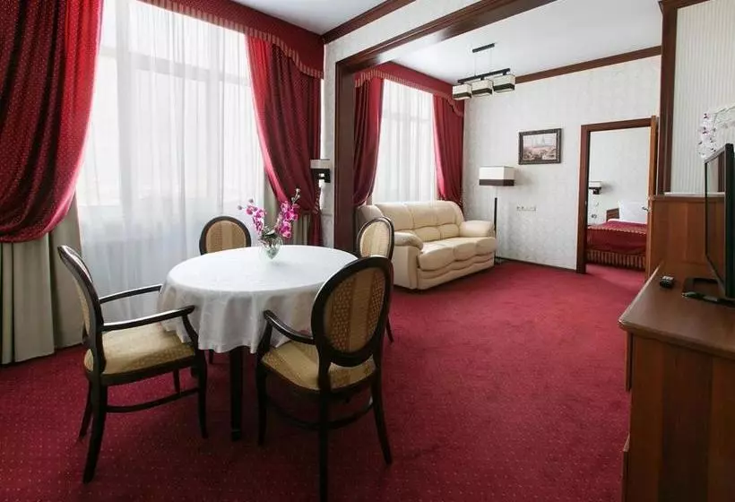 酒店 Tatarstan Business