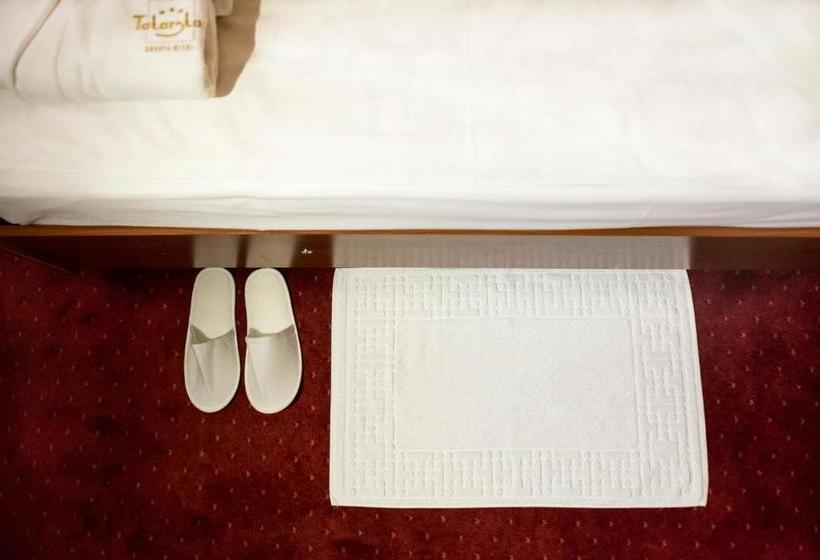 호텔 Tatarstan Business