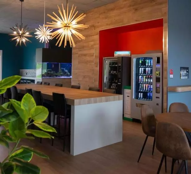 ホテル Travelodge By Wyndham Roberval