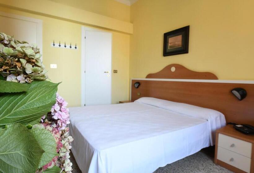 فندق Villa Maria & Apartment