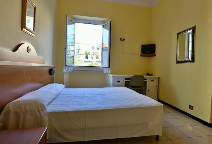 فندق Villa Maria & Apartment