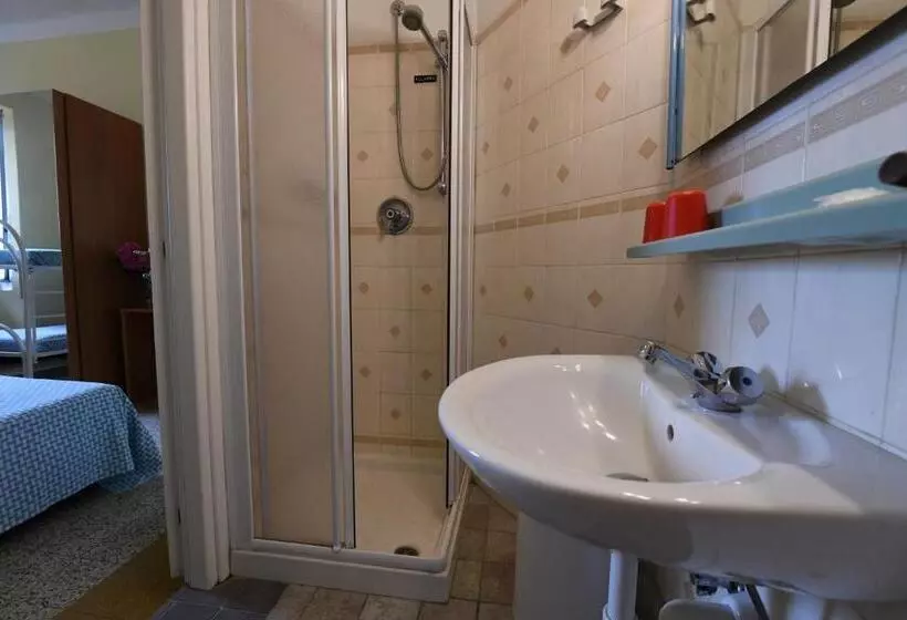 ホテル Villa Maria & Apartment