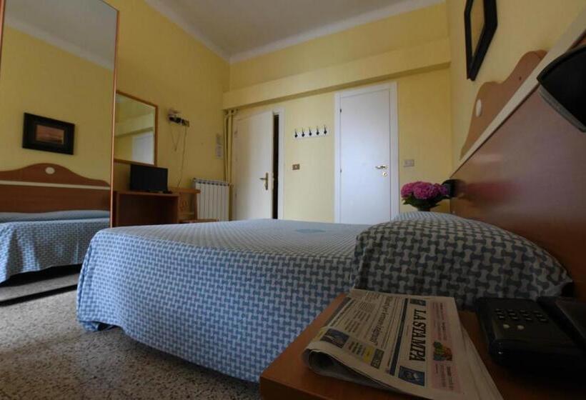 فندق Villa Maria & Apartment