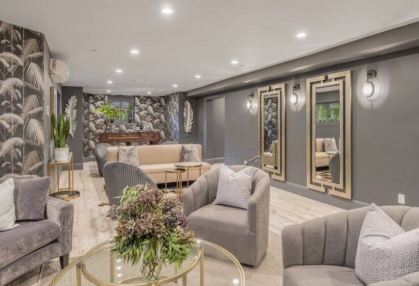 Bed and Breakfast The George   Luxury Boutique Inn