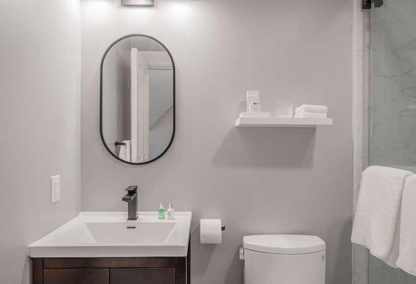 Bed and Breakfast The George   Luxury Boutique Inn