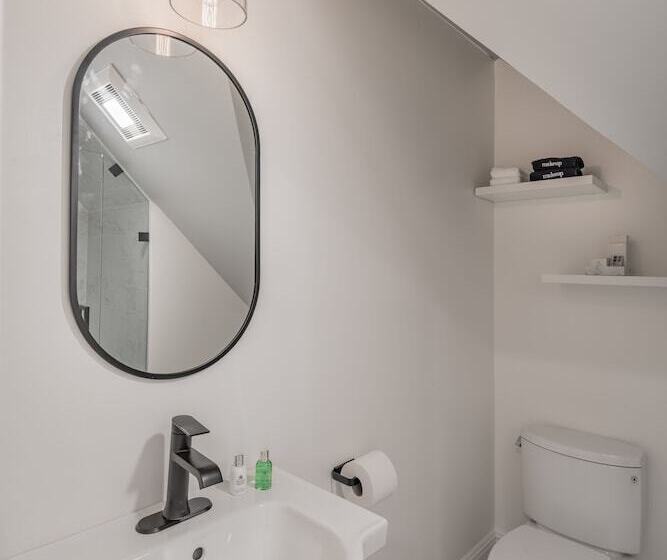 Bed and Breakfast The George   Luxury Boutique Inn