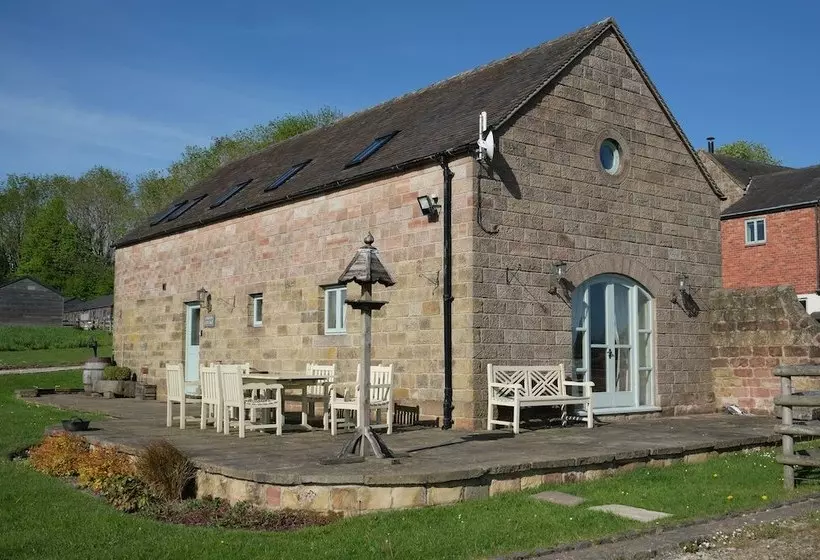 Curlew Cottage At Millfields Farm