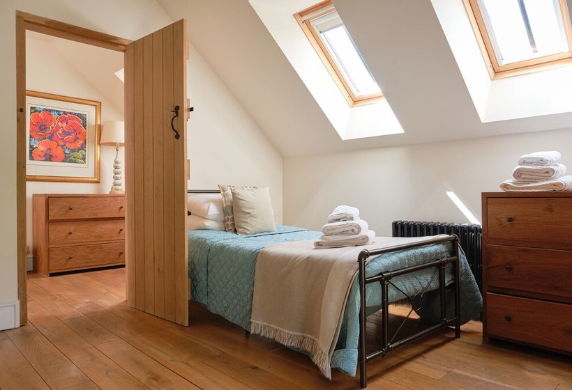 Curlew Cottage At Millfields Farm