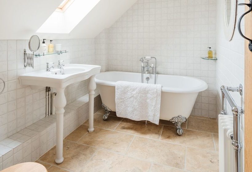 Curlew Cottage At Millfields Farm