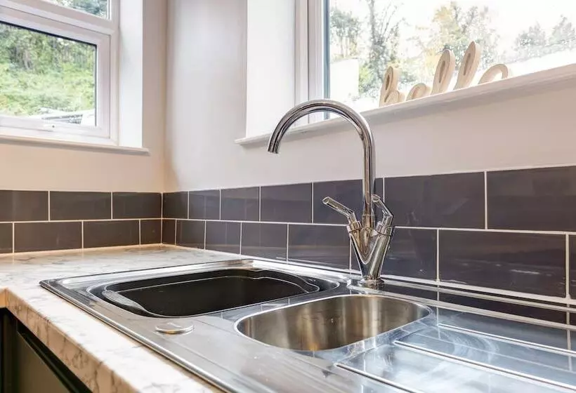 Bondgate Hotel East Midlands Airport