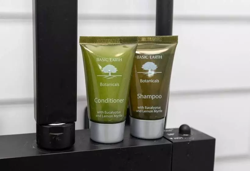 Bondgate Hotel East Midlands Airport