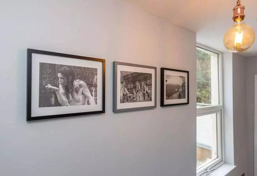 Bondgate Hotel East Midlands Airport