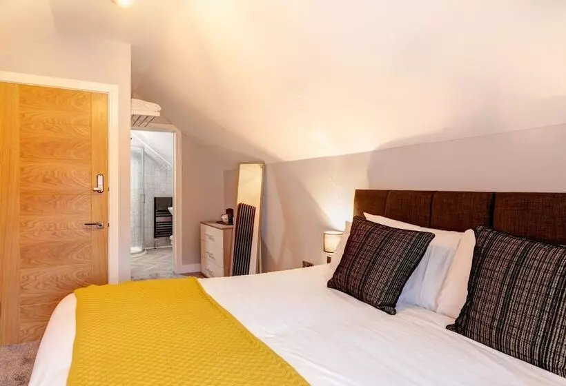 Bondgate Hotel East Midlands Airport