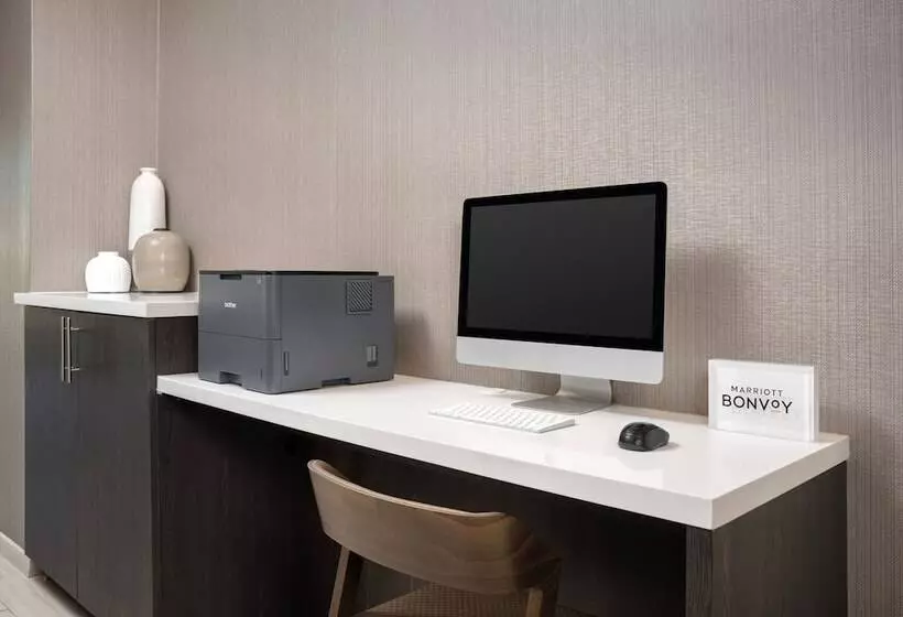 ホテル Springhill Suites By Marriott Birmingham Gardendale