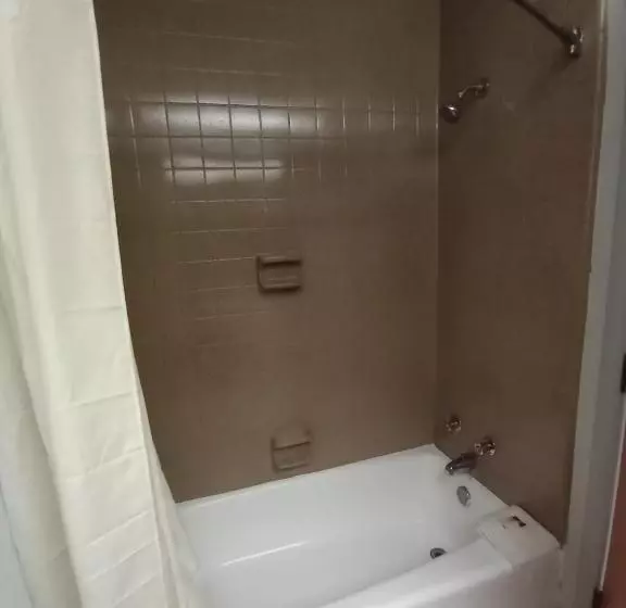 Hotelli Travelodge By Wyndham Petersburg